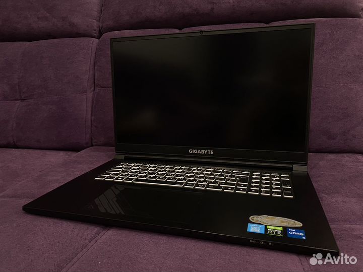 Gigabyte G7 ME