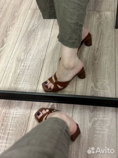 Босоножки Zara