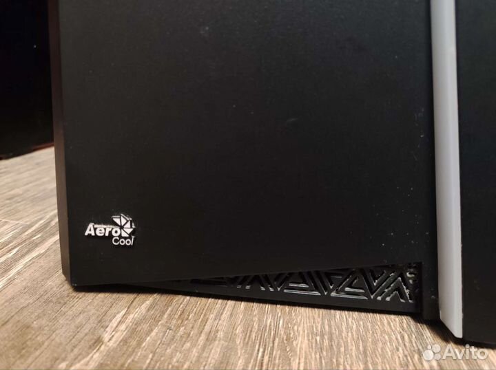 Корпус AeroCool Cylon