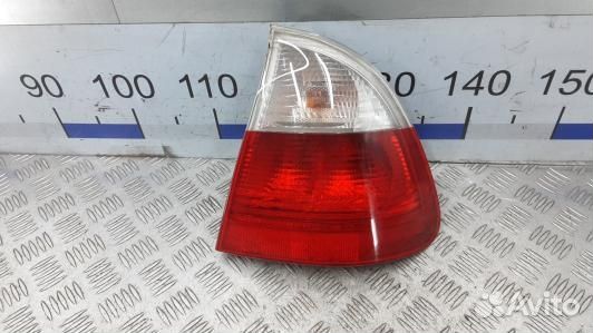 Фонарь задний правый BMW 3 E46 (8PH16MY01)
