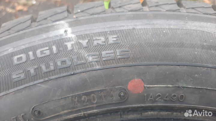 Dunlop Winter Maxx SJ8 235/55 R18 100R