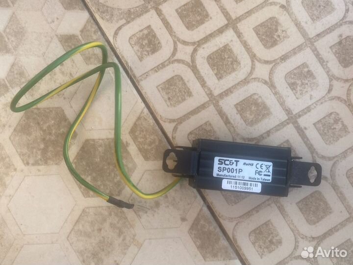 Устройство грозозащиты цепей питания scet sp001p