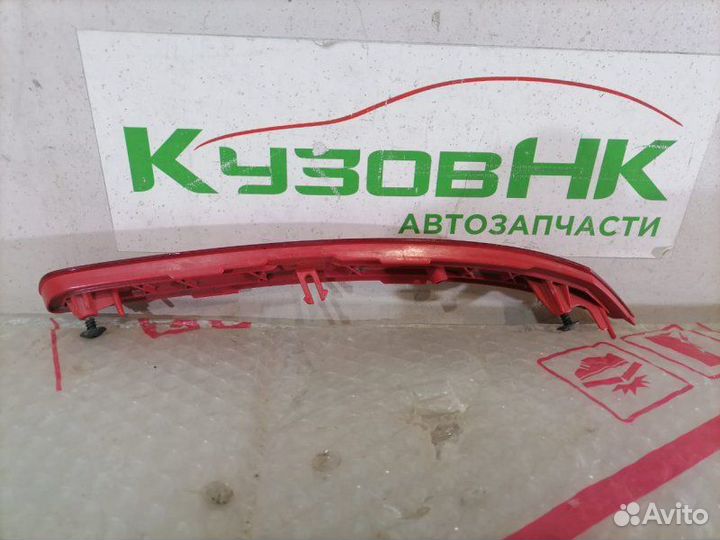 Отражатель в бампер задний левый задний левый Kia