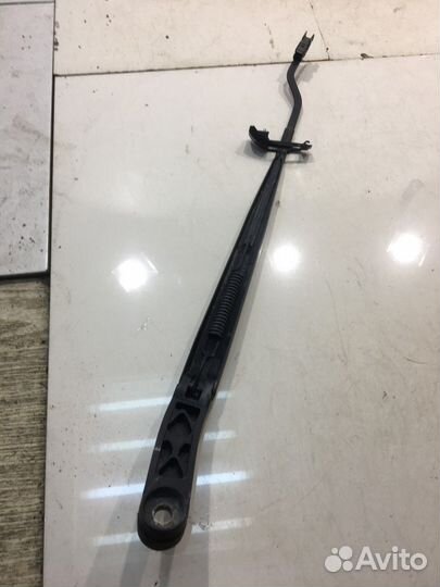 Поводок стеклоочистителя (левый) (Kia Mohave)