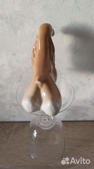 Статуэтка фарфоровая лфз Собака