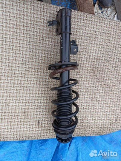 Стойка передняя правая Kia Picanto 2