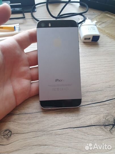 iPhone 5S, 32 ГБ