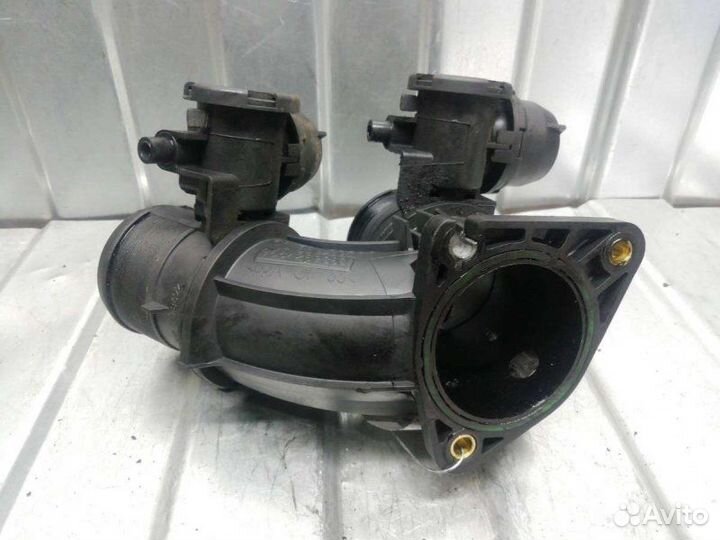 Дроссельная заслонка Peugeot 407 2.0 2007