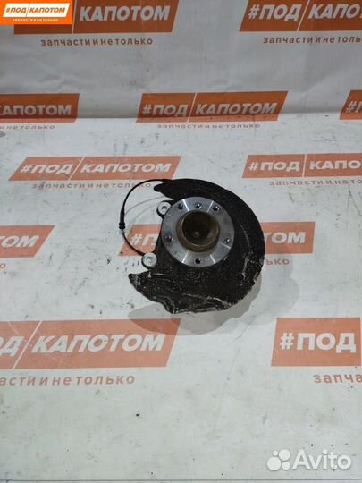 Кулак передний правый BMW 3 E90 2005 31216764443