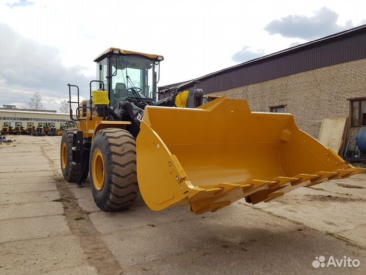 Фронтальный погрузчик XCMG ZL50RU, 2023