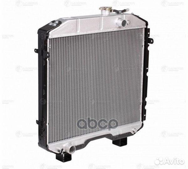 Радиатор охлаждения двигателя LRC0366B luzar