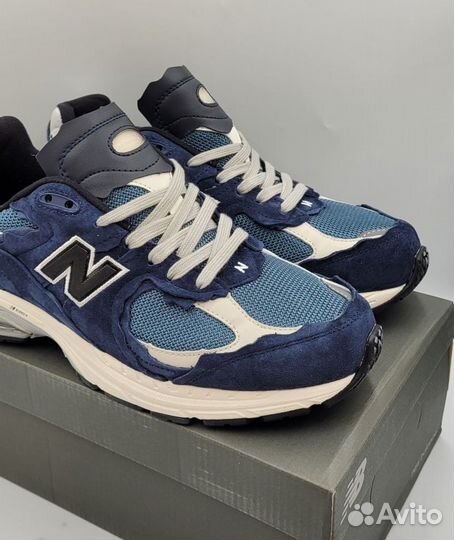 Кроссовки мужские NEW balance 2002 R