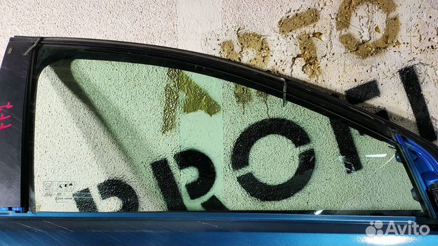 Стекло двери задней правой Ford Focus (II) II