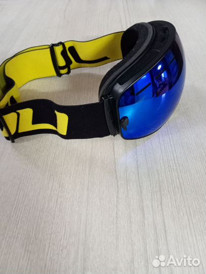 Горнолыжные очки