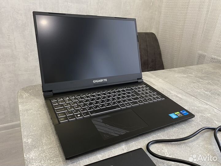 Ноутбук gigabyte G5 GE
