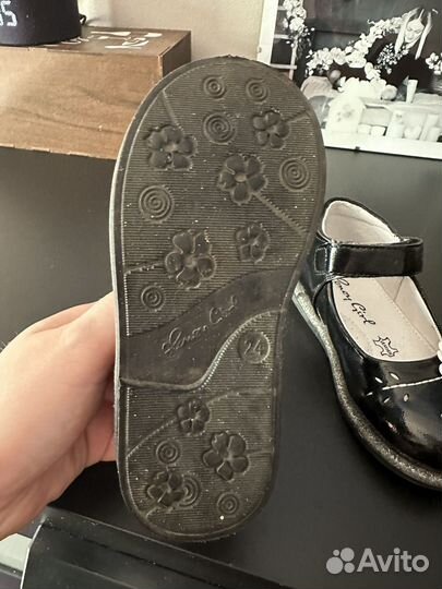 Туфли для девочки 24 размер