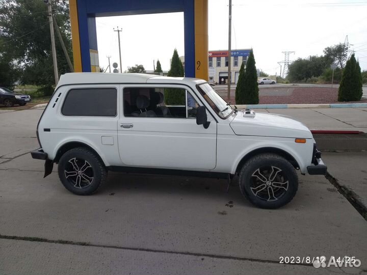 ВАЗ 2121 (4x4) Фора 1.7 МТ, 2000, 120 000 км