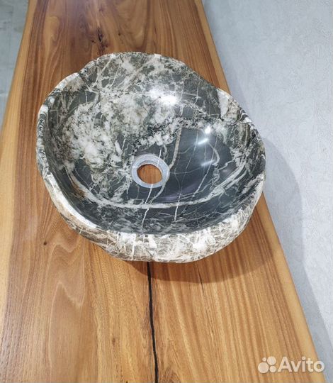 Раковина из натурального камня столешница лофт