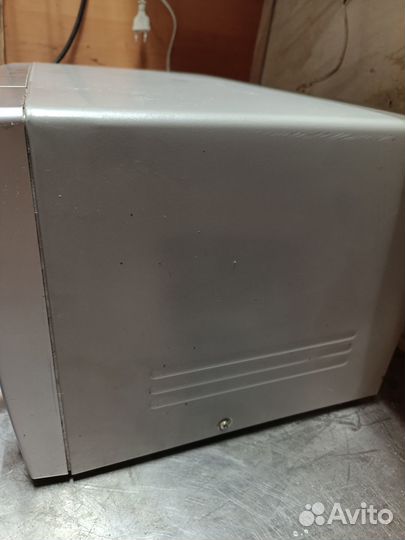 Микроволновая печь Samsung m187dnr-s