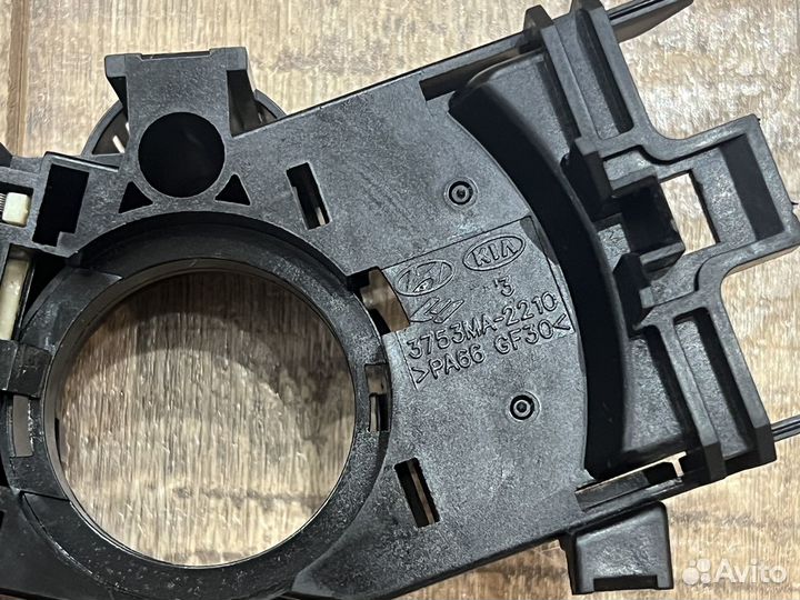 Подрулевой переключатель 3753MA2210 Hyundai Kia