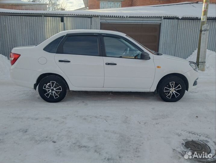 LADA Granta 1.6 МТ, 2019, 93 000 км