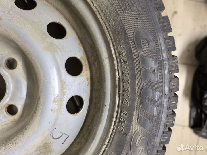 Колеса зимние r14 Bridgestone