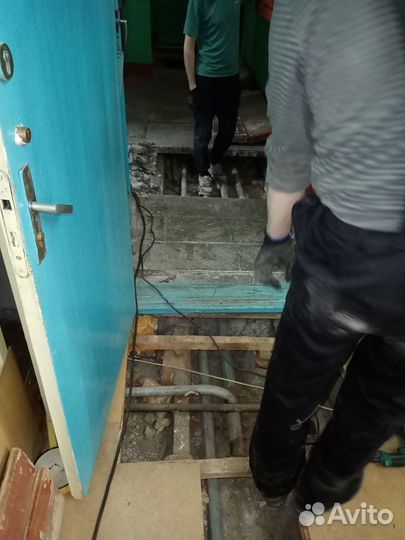 Бригада строителей