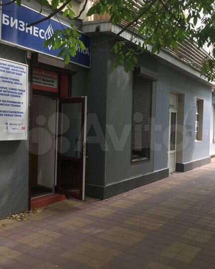 Торговая площадь, 80 м² с арендатором