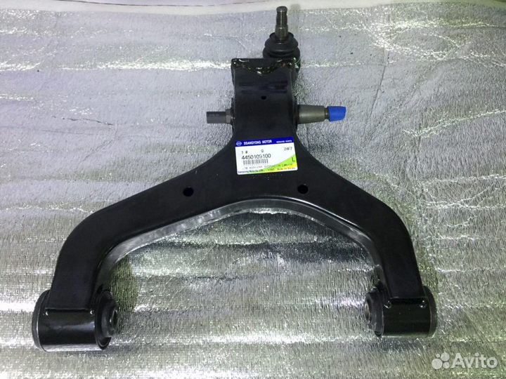 Передний нижний рычаг подвески с шаровой санг енг рекстон 3. Рычаг кайрон 2. Рычаг рекстон нижний модифицированный. Ssangyong 4450109004. Nbn 4450109003 рычаг передний.