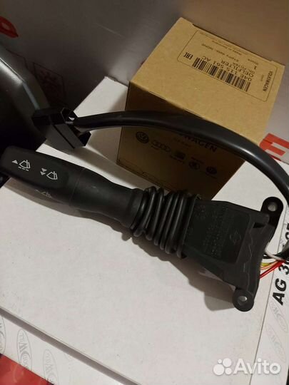 Переключатель стеклоочистителя Волга