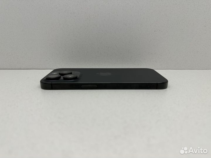 iPhone 15 Pro, 256 ГБ