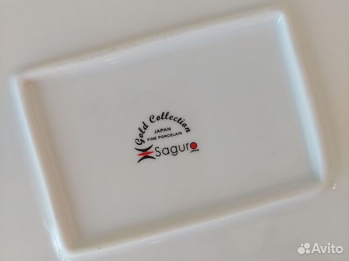 Блюдо фарфор Павлины