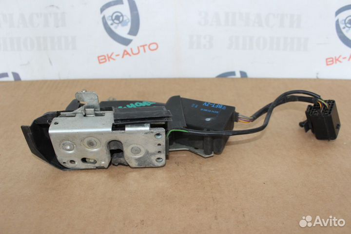 Замок передней правой двери Jaguar XJ X300 95г