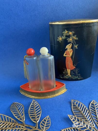 Коробка и флаконы духи СССР винтаж