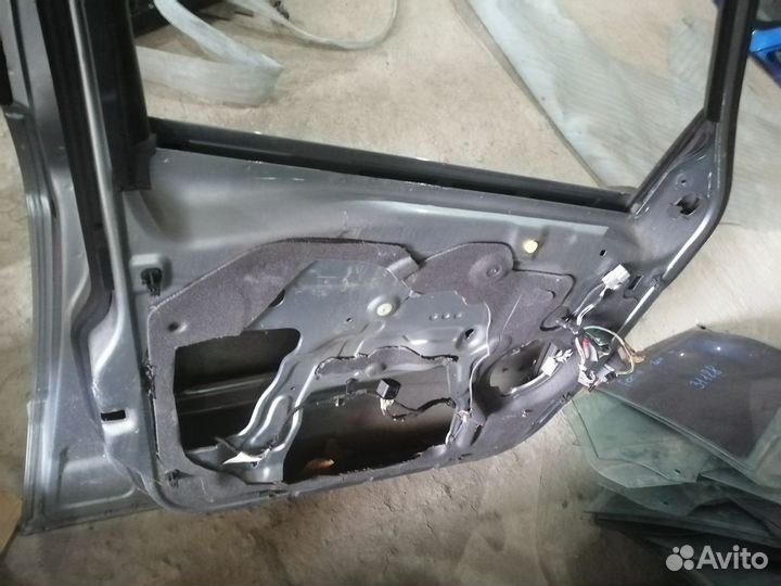 Дверь передняя левая Ford S-max