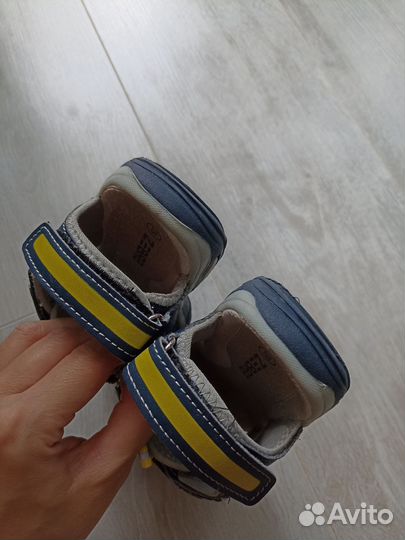 Сандалии детские для мальчика zebra 29 р