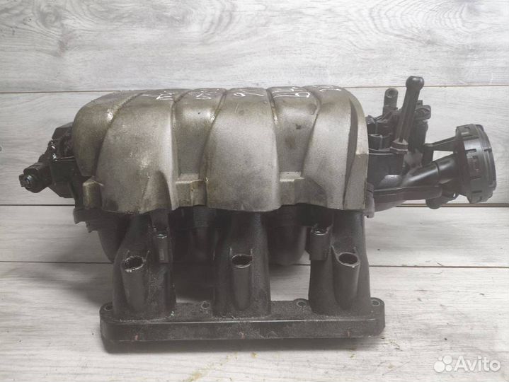 Впускной коллектор Audi A6 4F/C6 (2004 - 2008)