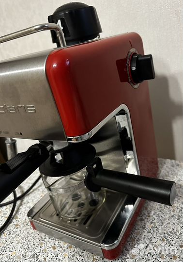 Кофеварка рожковая Polaris PCM 4002A