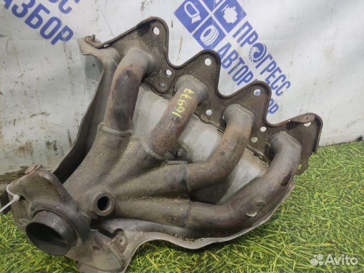Выпускной коллектор Renault Scenic 2 хэтчбэк 1.6