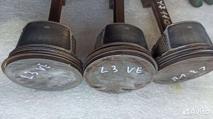 Поршень шатун Mazda L3-VE