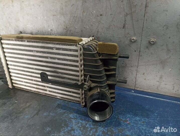 Интеркулер Nissan Juke F15