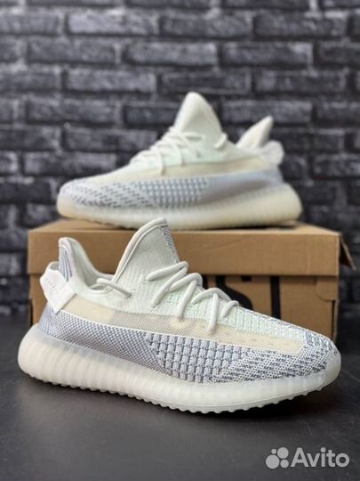 Кроссовки adidas yeezy boost