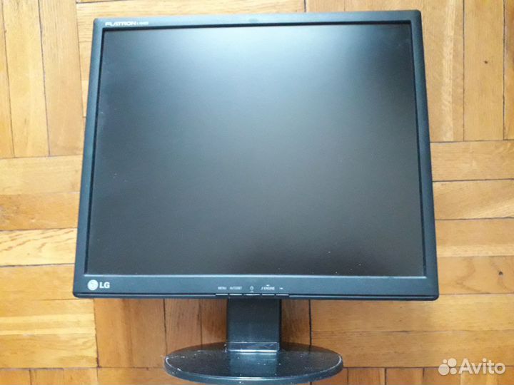 Монитор LG