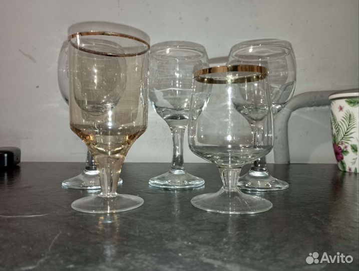 Бокалы, рюмки