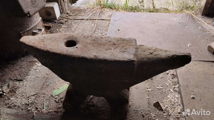 Наковальня СССР