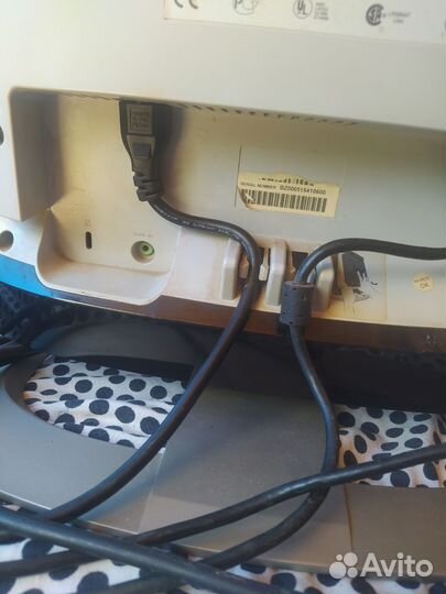 Монитор Philips