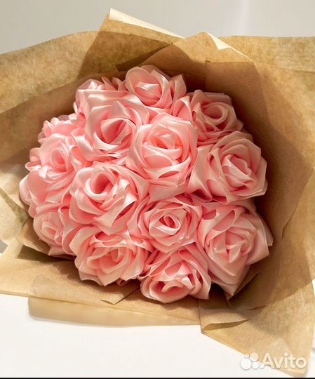 Розы из ленты 15 роз