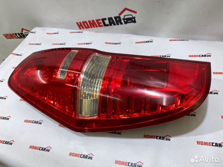 Фонарь задний левый Hyundai Grand Starex TQ