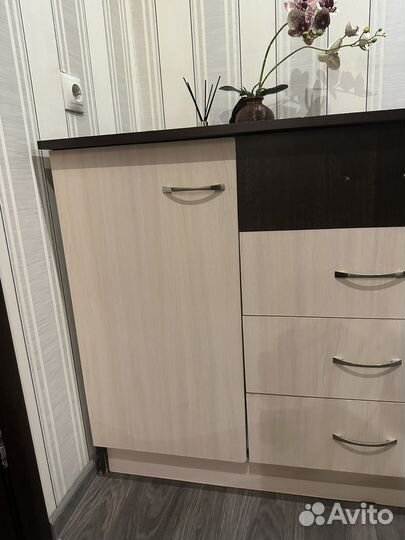 Шкафы и комоды бу