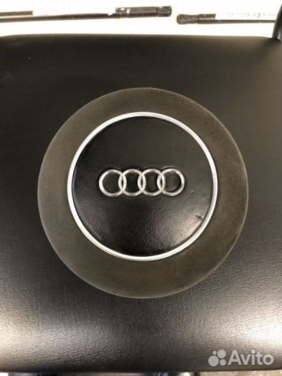 Airbag в руль Audi A8